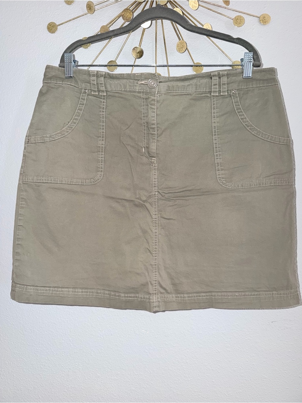 Kendra Scott Khaki Utility Skirt w- built in shorts